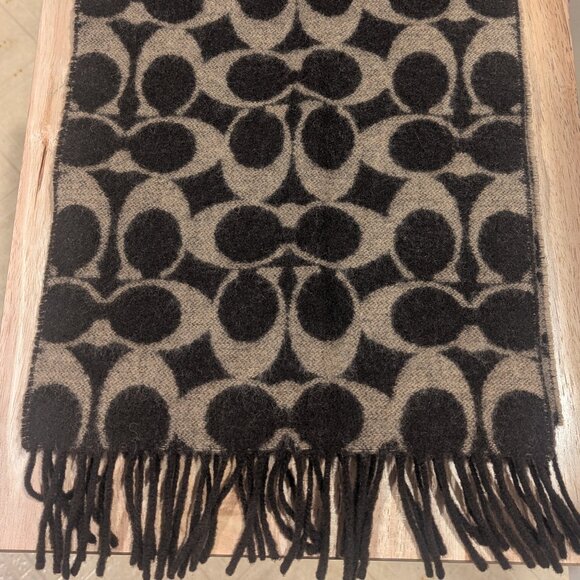 Coach Wool Reversible Brown/Tan Scarf with Signature Logo and Fringe - Picture 1 of 3